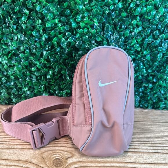 Nike Sportswear Essentials Crossbody Bag Mineral Clay Color BTS Travel Gift - Picture 1 of 13